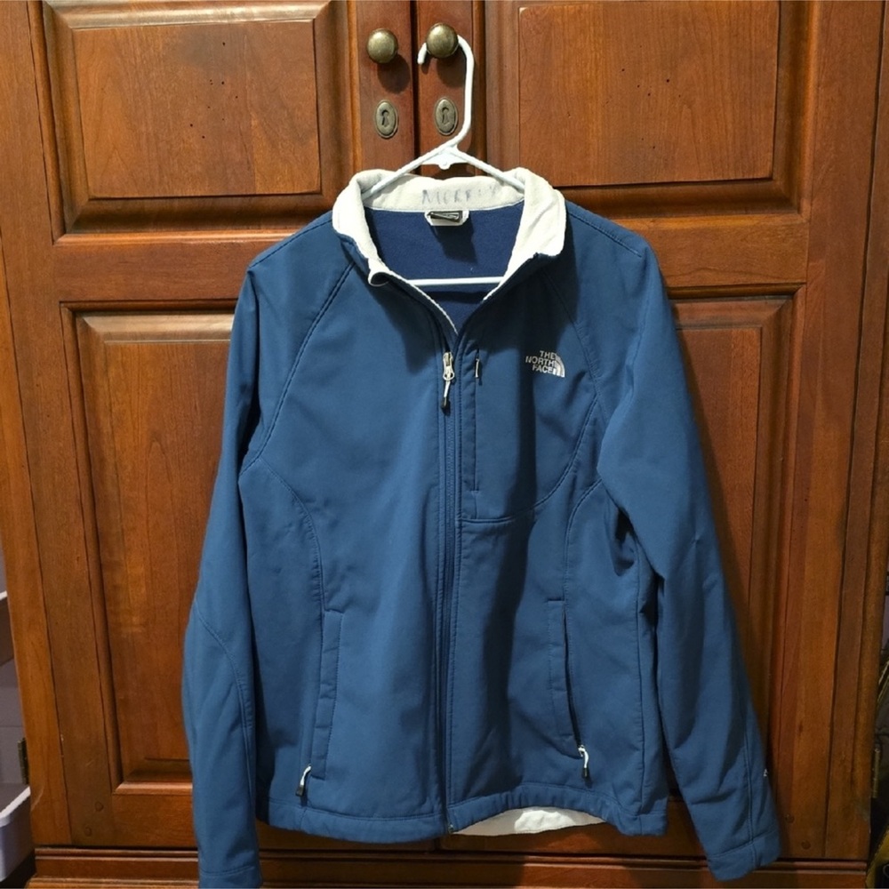 The North Face Unisex Performance Jacket in Blue and White